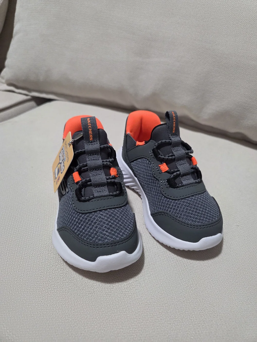 New Skechers Kids Gray & Orange Slip-Ins Athletic Sneakers 6c
